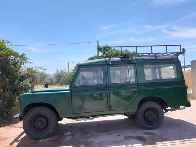 Land Rover Defender 1979 image number 23