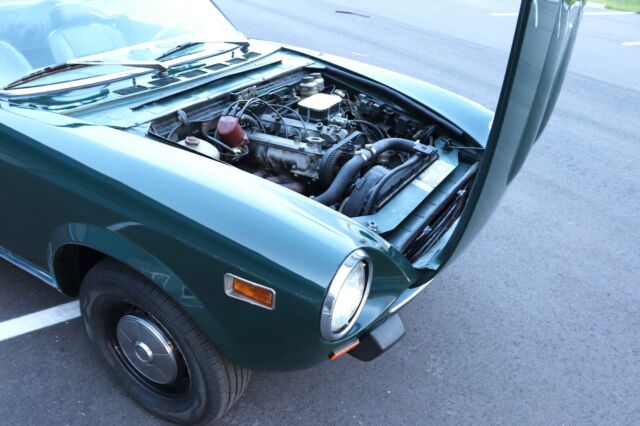 Fiat 124 Spider 1975 image number 23