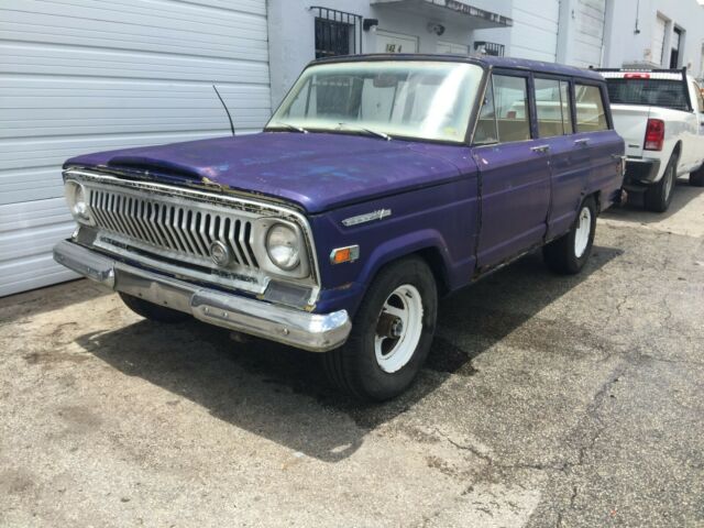 Jeep Wagoneer 1969 image number 0