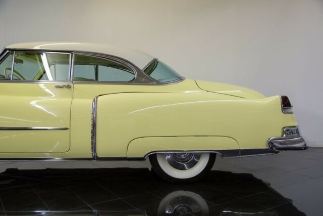 Cadillac DeVille 1953 image number 7