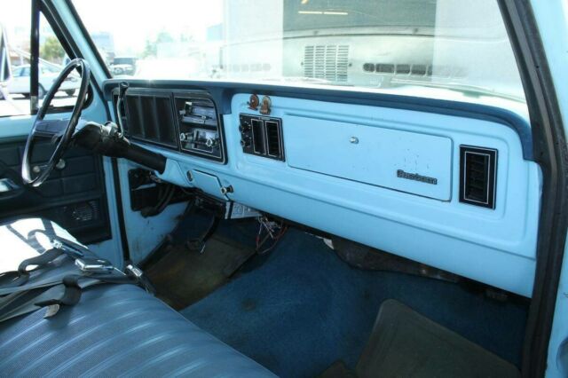 Ford F-250 1974 image number 17