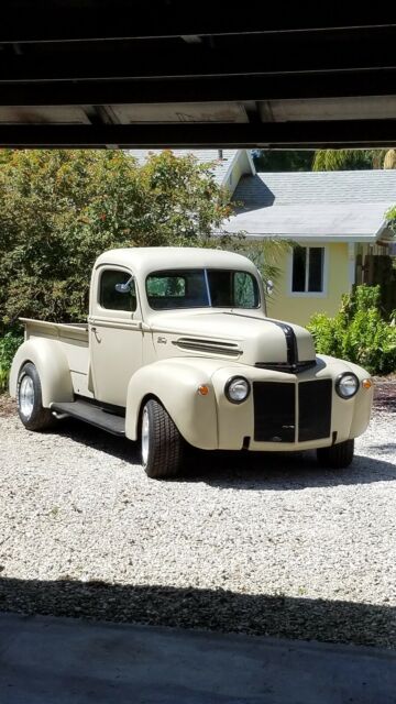 Ford Pickup 1946 image number 14