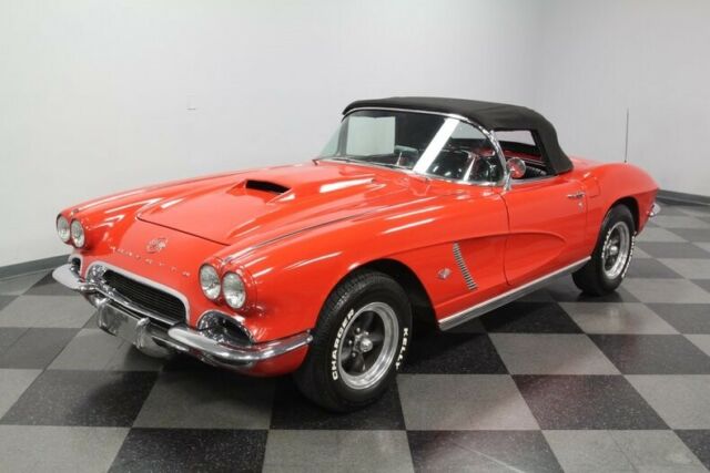 Chevrolet Corvette 1962 image number 23