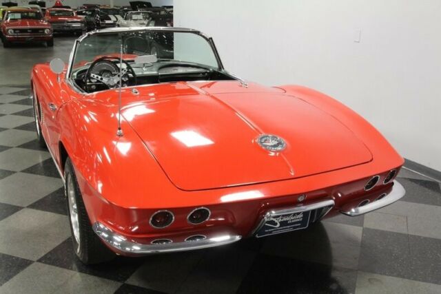 Chevrolet Corvette 1962 image number 34