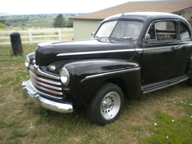 Ford Super Deluxe 1946 image number 0