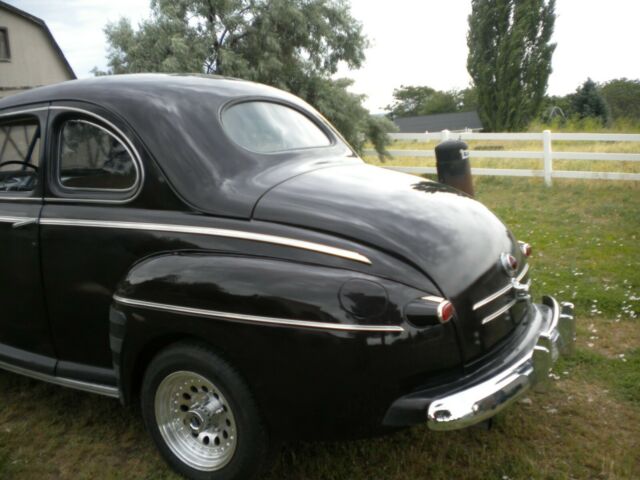 Ford Super Deluxe 1946 image number 23