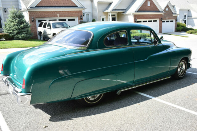 Mercury 2-DOOR SEDAN 1951 image number 27