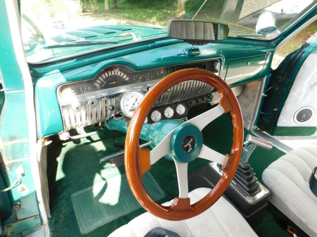 Mercury 2-DOOR SEDAN 1951 image number 35