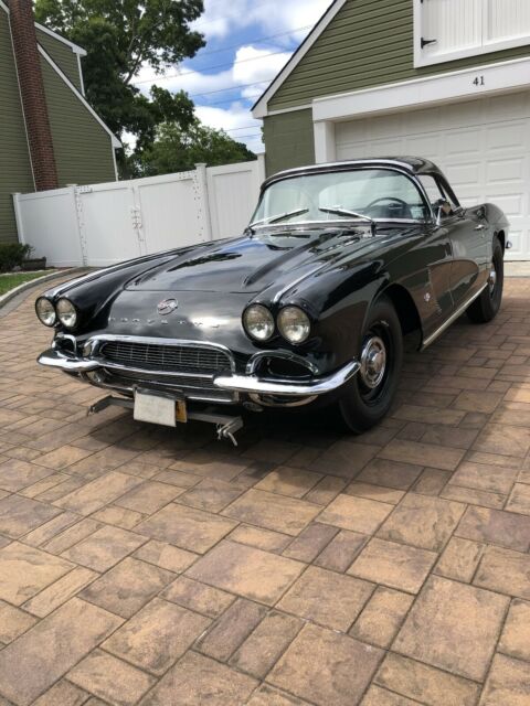 Chevrolet Corvette 1962 image number 1