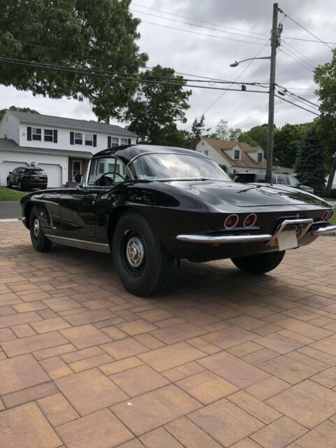 Chevrolet Corvette 1962 image number 2