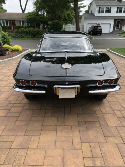 Chevrolet Corvette 1962 image number 31