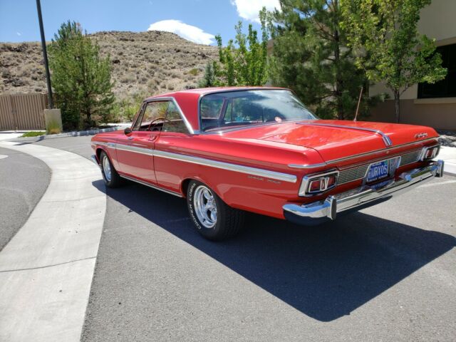 Plymouth Fury 1964 image number 3