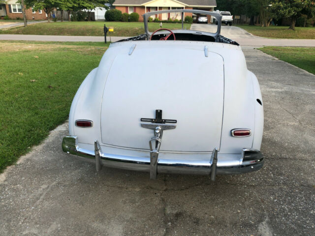 Chevrolet Special Deluxe 1941 image number 2