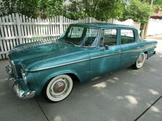 Studebaker Lark 1962 image number 0