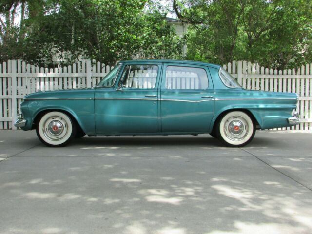 Studebaker Lark 1962 image number 2