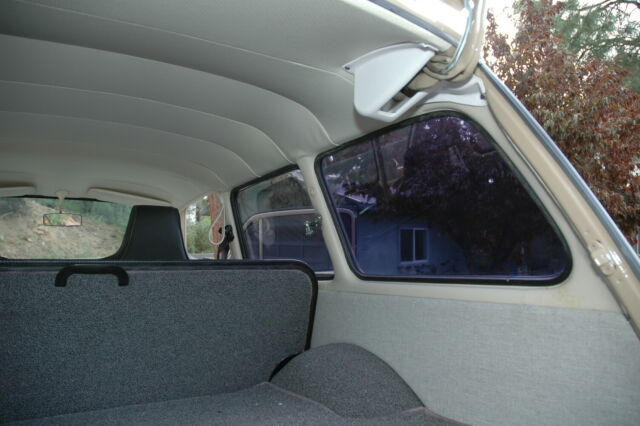 Volkswagen Squareback 1970 image number 19