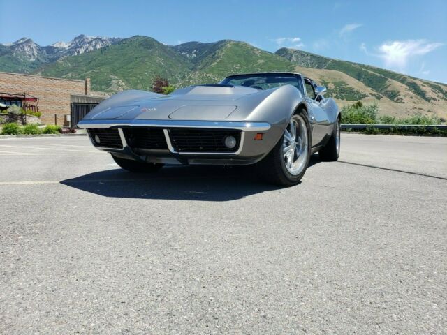 Chevrolet Corvette 1969 image number 15