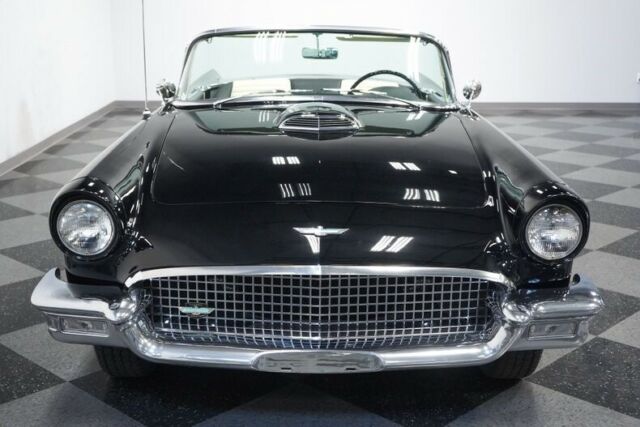 Ford Thunderbird 1957 image number 43