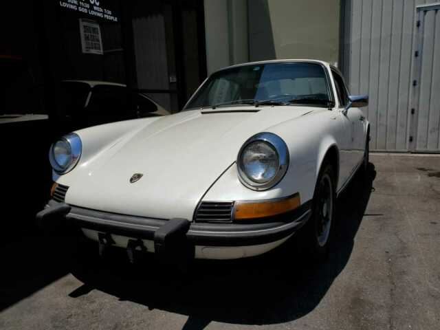 Porsche 911 1973 image number 28