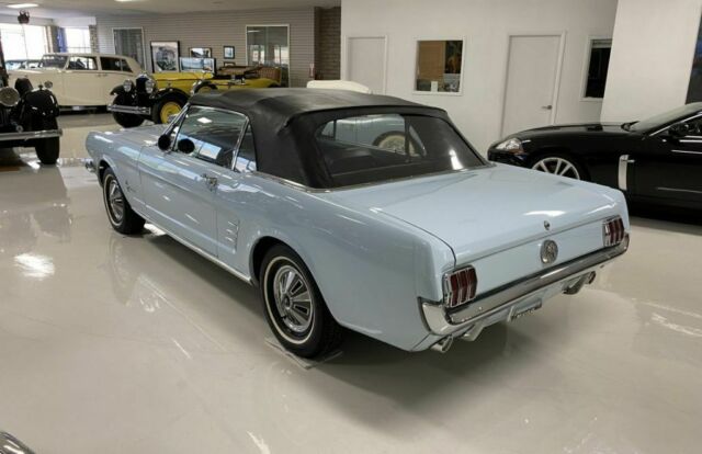 Ford Mustang 1966 image number 10