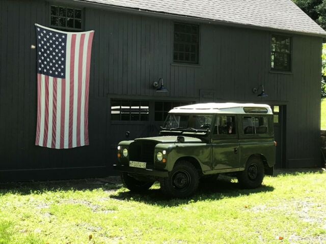 Land Rover Defender 1979 image number 6