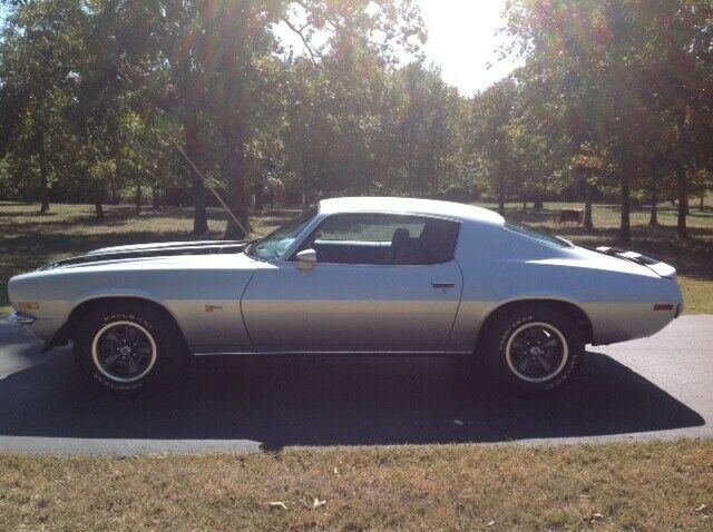 Chevrolet Camaro 1971 image number 15