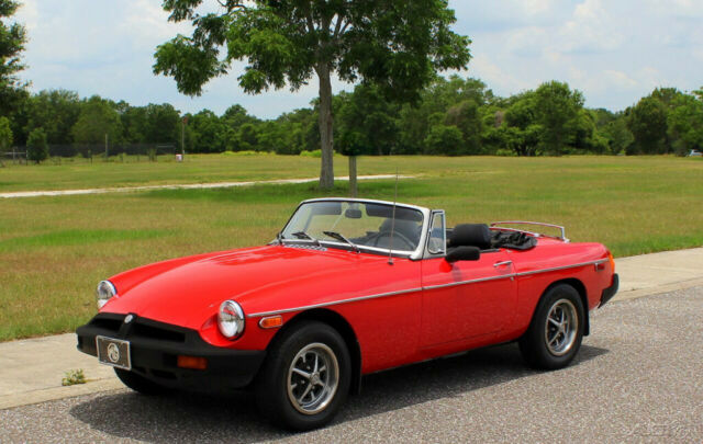 MG MGB 1978 image number 11