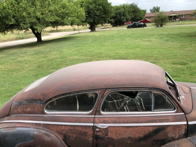 Chevrolet Fleetline 1946 image number 17