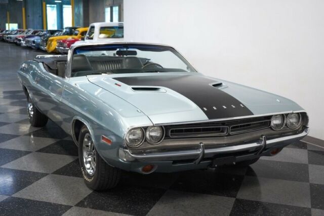 Dodge Challenger 1971 image number 18