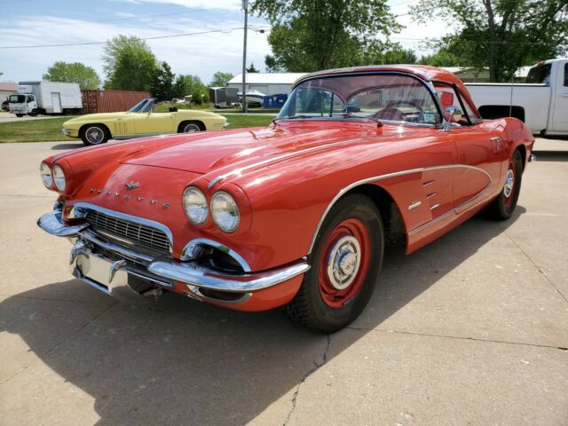 Chevrolet Corvette 1961 image number 0