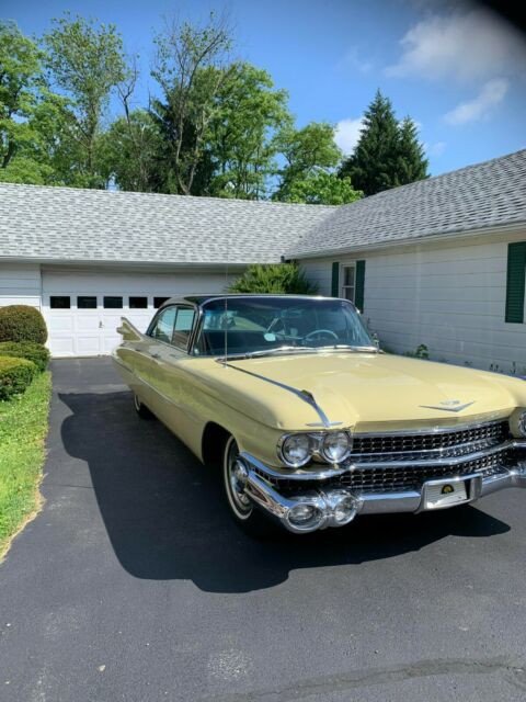 Cadillac DeVille 1959 image number 24