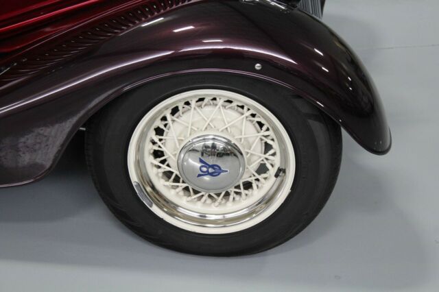 Ford Phaeton 1934 image number 17