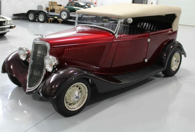 Ford Phaeton 1934 image number 29