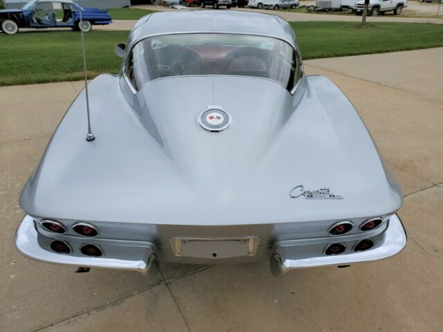 Chevrolet Corvette 1964 image number 32