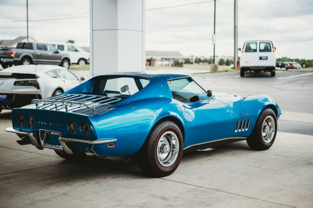 Chevrolet Corvette 1969 image number 30