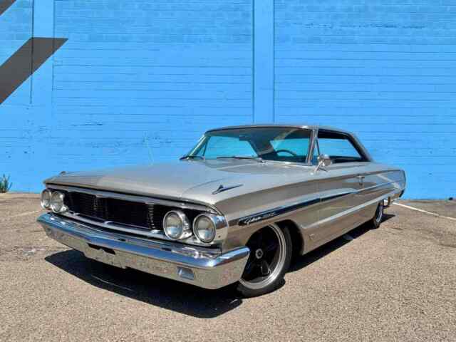 Ford Galaxie 500 XL 1964 image number 0