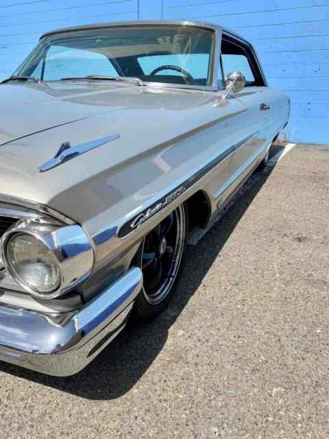 Ford Galaxie 500 XL 1964 image number 23