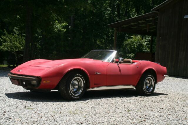 Chevrolet Corvette 1973 image number 11