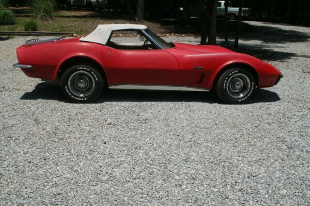 Chevrolet Corvette 1973 image number 29