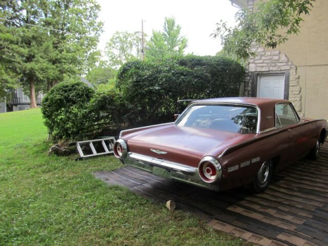 Ford Thunderbird 1962 image number 32