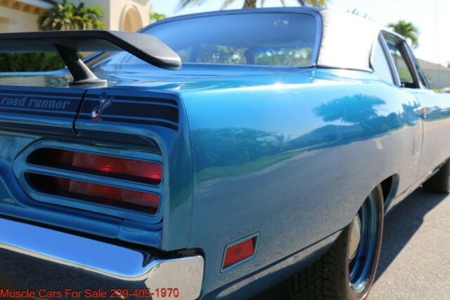 Plymouth Road Runner 1970 image number 13