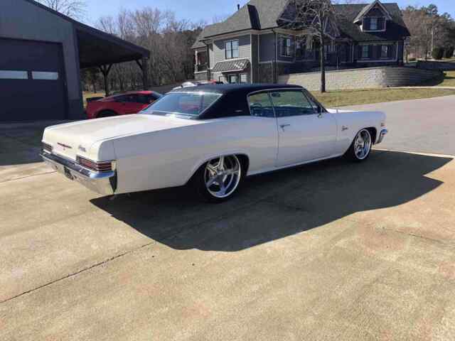 Chevrolet Caprice 1966 image number 21