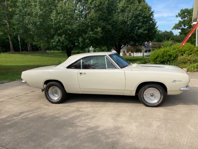 Plymouth Barracuda 1967 image number 36