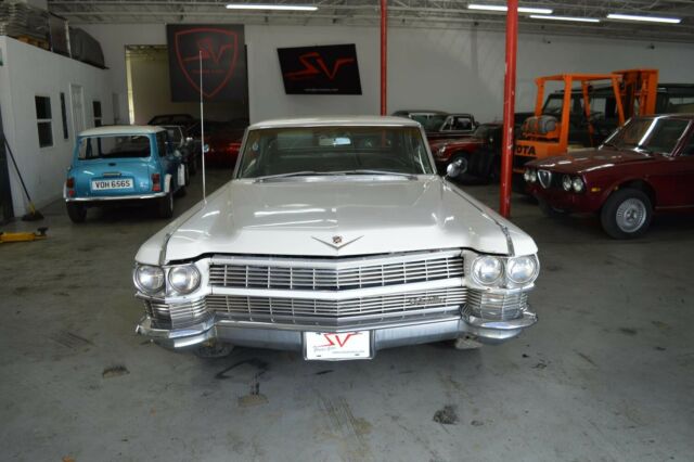 Cadillac DeVille 1964 image number 0