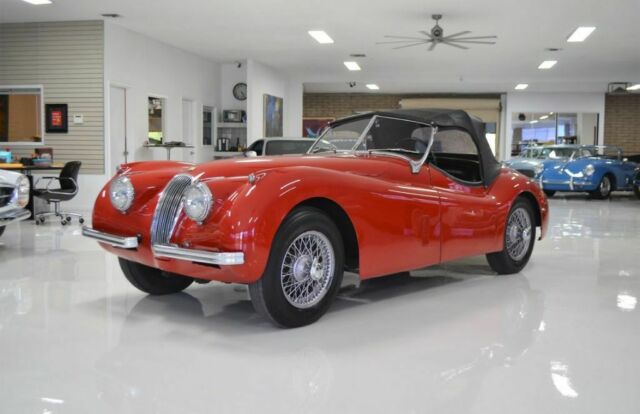 Jaguar XK120 OTS 1952 image number 5