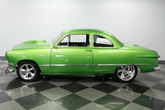 Ford Business Coupe 1950 image number 32