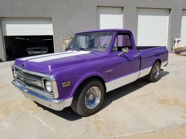 Chevrolet C10 1970 image number 0