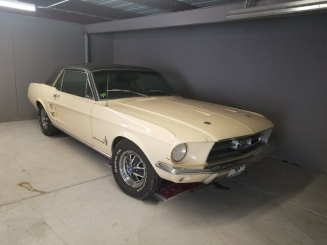 Ford Mustang 1967 image number 0