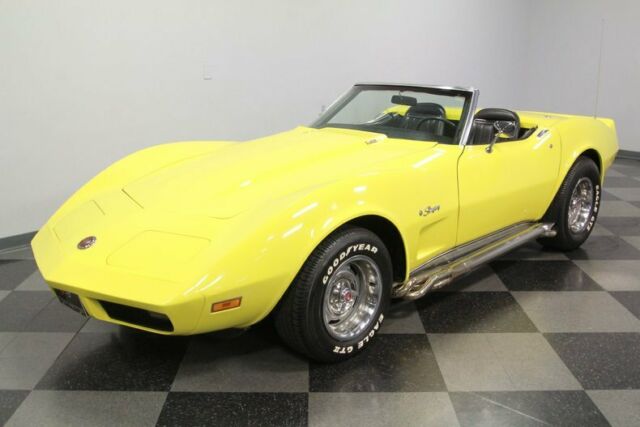 Chevrolet Corvette 1974 image number 29