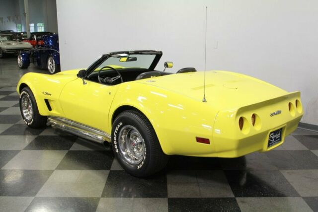 Chevrolet Corvette 1974 image number 33